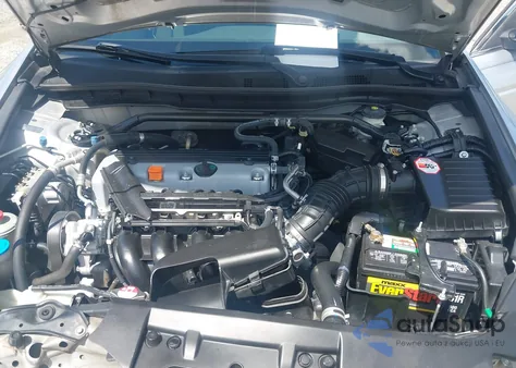 2010 Honda Accord 2.4 Ex из США, поврежденный, VIN 1HGCP2F74AA004333